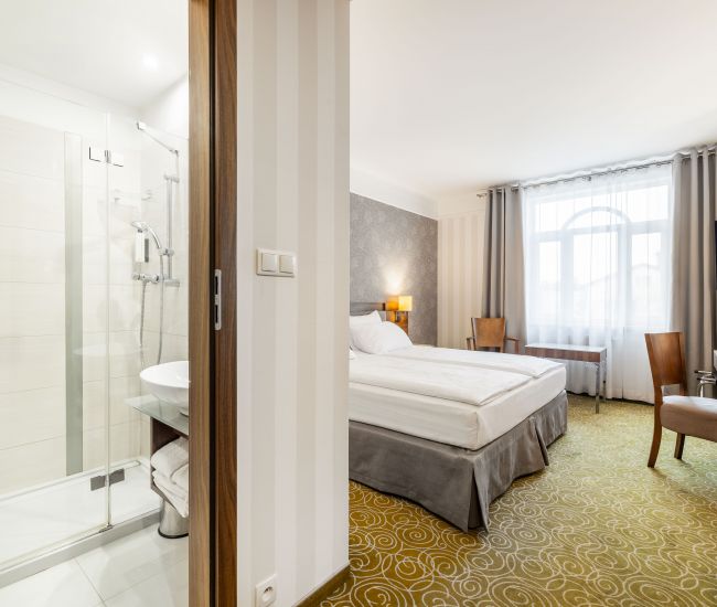 Superior Queen Room